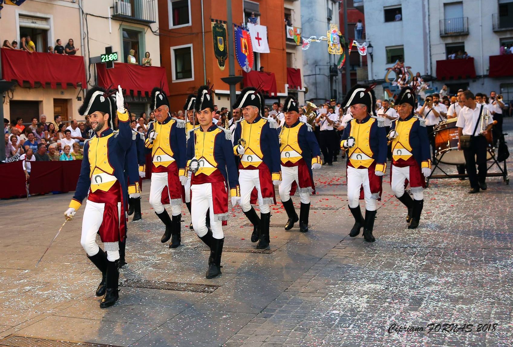 10 CAVALLETS ESCUADRA 150 ANIVERSARI