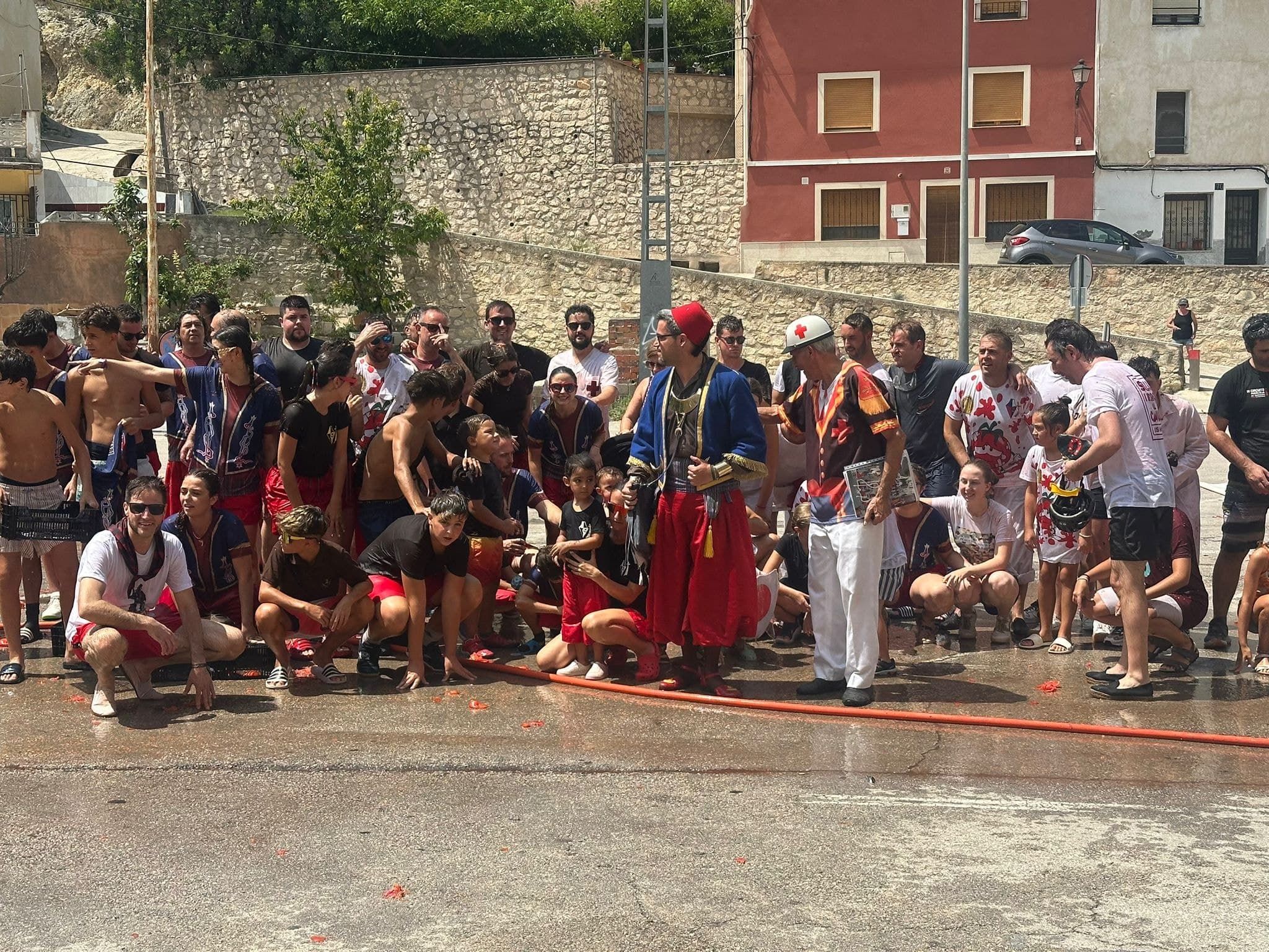 14-ambaixada tomaques 2025